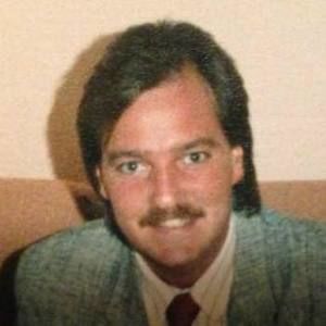 Meet your Posher, Max